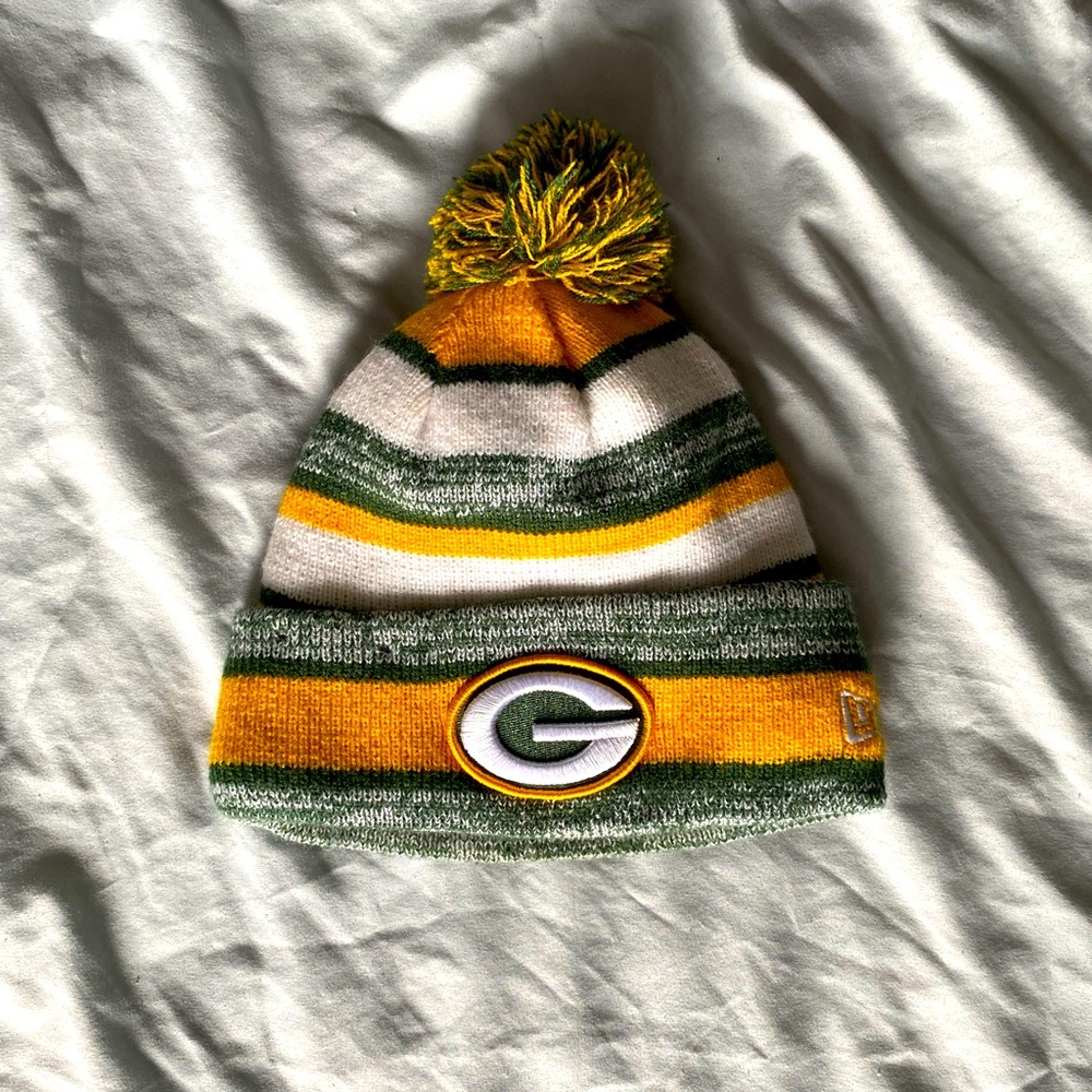 Green Bay Packers Striped Pom-Pom Beanie